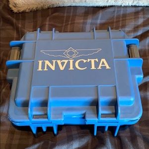 Invicta 3 slot dive case